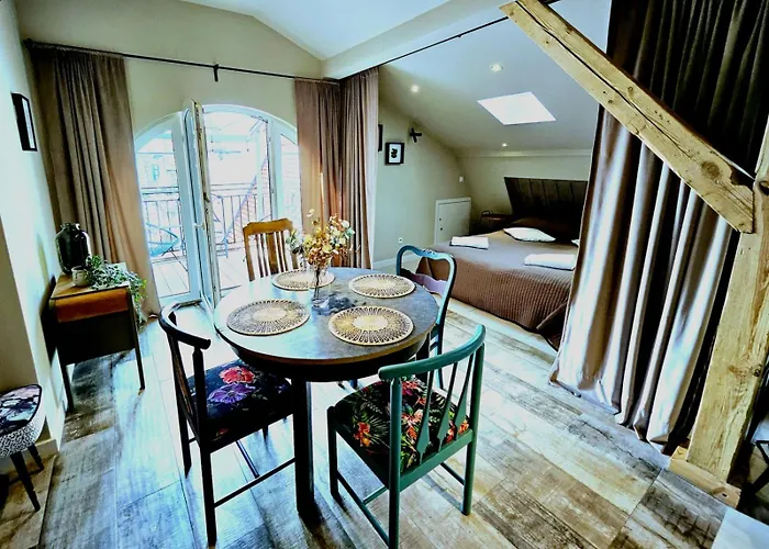 Apartment Golden Rooftop Apartment-oldtown