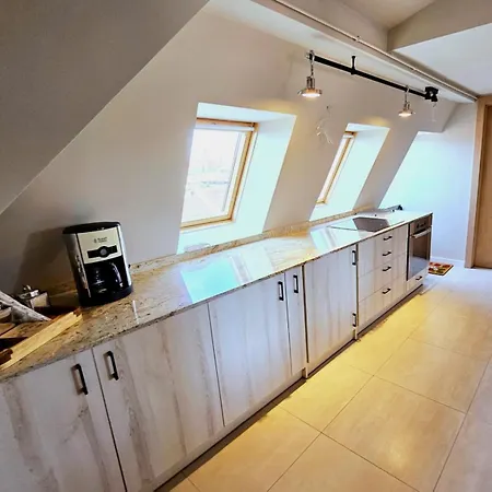 Golden Rooftop Apartment-oldtown Apartment *