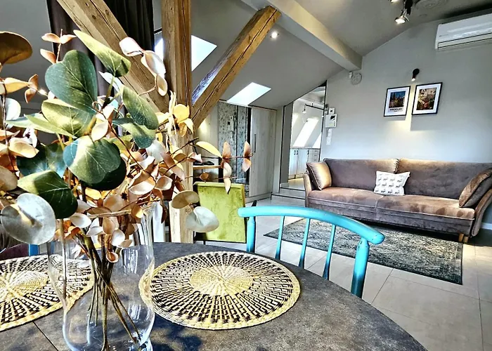 Golden Rooftop Apartment-oldtown * 弗罗茨瓦夫