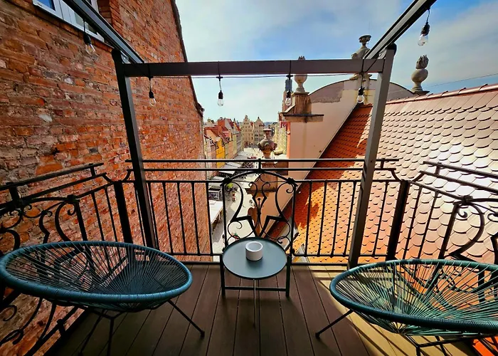 Golden Rooftop Apartment-oldtown Wroclaw